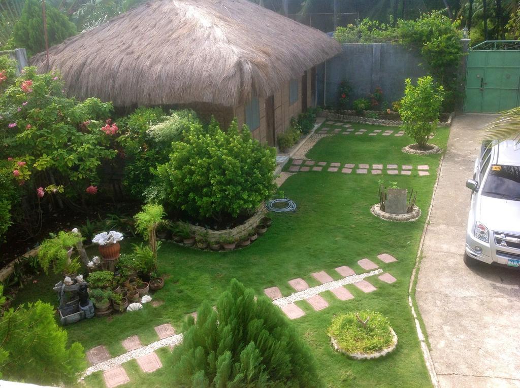 Oslob Garden Stay Beach Resort Bagian luar foto