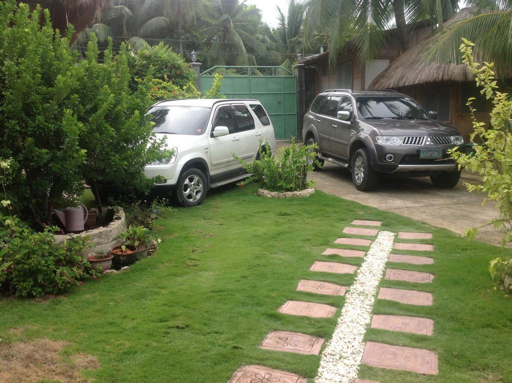Oslob Garden Stay Beach Resort Bagian luar foto
